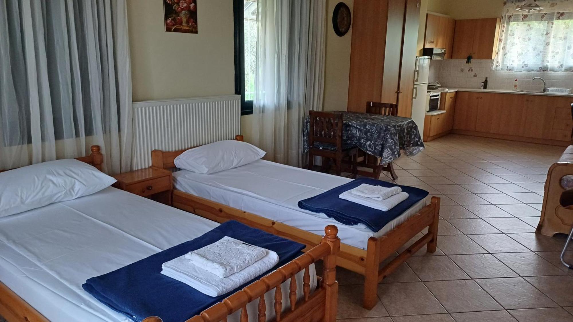 Studio Apartments Eirini Pyrgi Thermis Ngoại thất bức ảnh